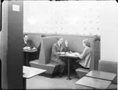 INTERIÖRER FRÅN RINGBARERNA VID NORRA STATIONSGATAN, S:T ERIKSGATAN, BIRGER JARLSGATAN, RIKSBANKEN