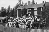 Edsele Blåbandsförening hos Edlund i Alderån, ca 1910