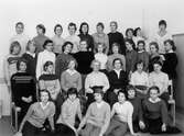 Klassfoto Risbergska skolan i Örebro, 1958