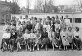 Klassfoto Kommunala Flickskolan Örebro, slutet 1950-tal