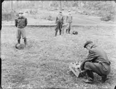 BIL MED APPARATUR, MALMARBETARE I FÄLT