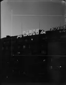 NEON REKLAM OCH REKLAMPLANSCHER I OSTERMANS MARMORHALLAR