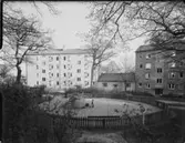 VINDRAGAREVÄGEN ROLAN, REIMERSHOLME MED LEKSKULPTUR