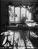 FRUKOSTBRICKOR MED DEKORERADE OCH ENFÄRGADE KOPPAR