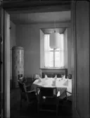 SUNDBYHOLMS SLOTT
INTERIÖR KÄLLARVALV, FESTSAL, ARMATUR FRÅN 