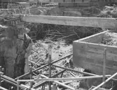 Byggarbetsplats vid blivande polishuset, 1955-07-29