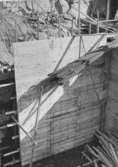 Armeringsjärn som ska fästas på vägg vid polishusets bygge, 1956-05-04