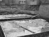 Cementen lagd vid polishuset, 1956-05-04