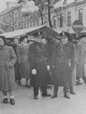 Poliser på Hindersmässan, 1951