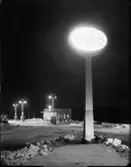 PLEXIGLAS VID NORDISK KRISTALL SAMT ESSOSKYLT