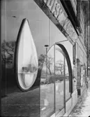 PLEXIGLAS VID NORDISK KRISTALL SAMT ESSOSKYLT