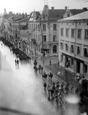 Parad genom centrum, 1910-1929