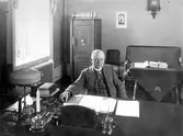 Rektor Tage Koraen, 1930-tal