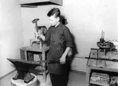 Elev på metallslöjden på Karolinska skolan, 1959