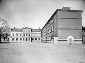 Skolgården på Karolinska skolan, 1950-tal