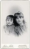 Kabinettsfotografi - Magda och Rut, Karlskrona
