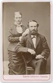 Kabinettsfotografi - skräddare Karl Ekbom med maka, Uppsala