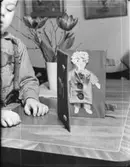 BARNKLÄDER OCH LEKSAKER