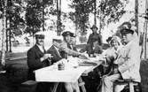 Enkel lunch hos Segelklubben Tisaren, 1920-tal