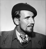 Man med basker, 1951