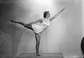 Gymnast, 1941