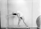 Gymnast, 1941