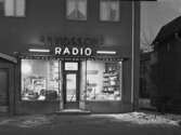 Arvidssons Radio i Huskvarna, föreståndare Edel Persson. År 1963.