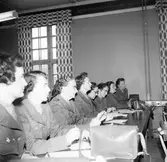 Lottakåren på instruktionskurs, april 1958
