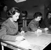 Lottakåren på instruktionskurs, april 1958