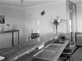 Interiör från Örebro sparbank i Almby, 1940