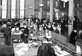 Interiör från Örebro Sparbank, februari 1942