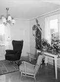 Fåtöljer i vardagsrum, 1948