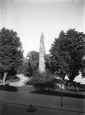 Karl XIV Johanstatyn i Centralparken, 1940-tal