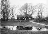 Nämndeman Erik Anderssons gård i Råberga, 1947