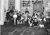 Barn med leksaker, 1939