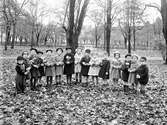 Barn ute i parken, 1939