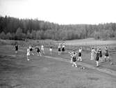 Flickor sportar i naturen, 1930-tal