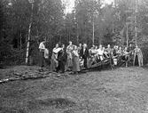 Flickor ute i skogen, 1930-tal