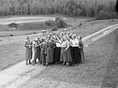 Gruppbild i naturen, 1930-tal