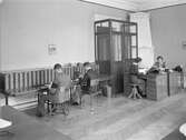 Kontorspersonal på Trygg Produkter AB, 1940-tal