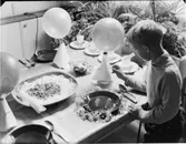 BARNFÖDELSEDAGSBORD I OLIKA ÅRSTIDER FÖR BAK, FOTOGRAFERING HOS FRU LISA BAUER, KF:S PROVKÖK M FL