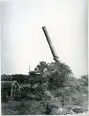 Västerås, Sjöhagen.
Elektrolytverkens skorsten sprängs.