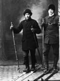 Skidåkare på sina skidor, 1917