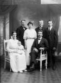 Familjen Jansson hos fotografen, 1917