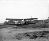 Flyggplan på åker, 1920-09-21