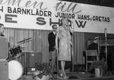 Monica Zetterlund sjunger på scen, 1963-09-29