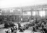 Svarvavdelningen i lokverkstaden, 1904