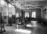 Arbetare vid centralverkstäderna, 1910 ca