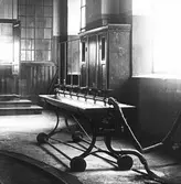 Tvättställ och klädskåp i smedjan, 1902