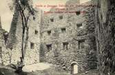 Interiör av Bergqvara Slottsruin efter förstärkningsarbetenas
utförande år 1907. Sydöstra, nordöstra och nordvästra sidorna.